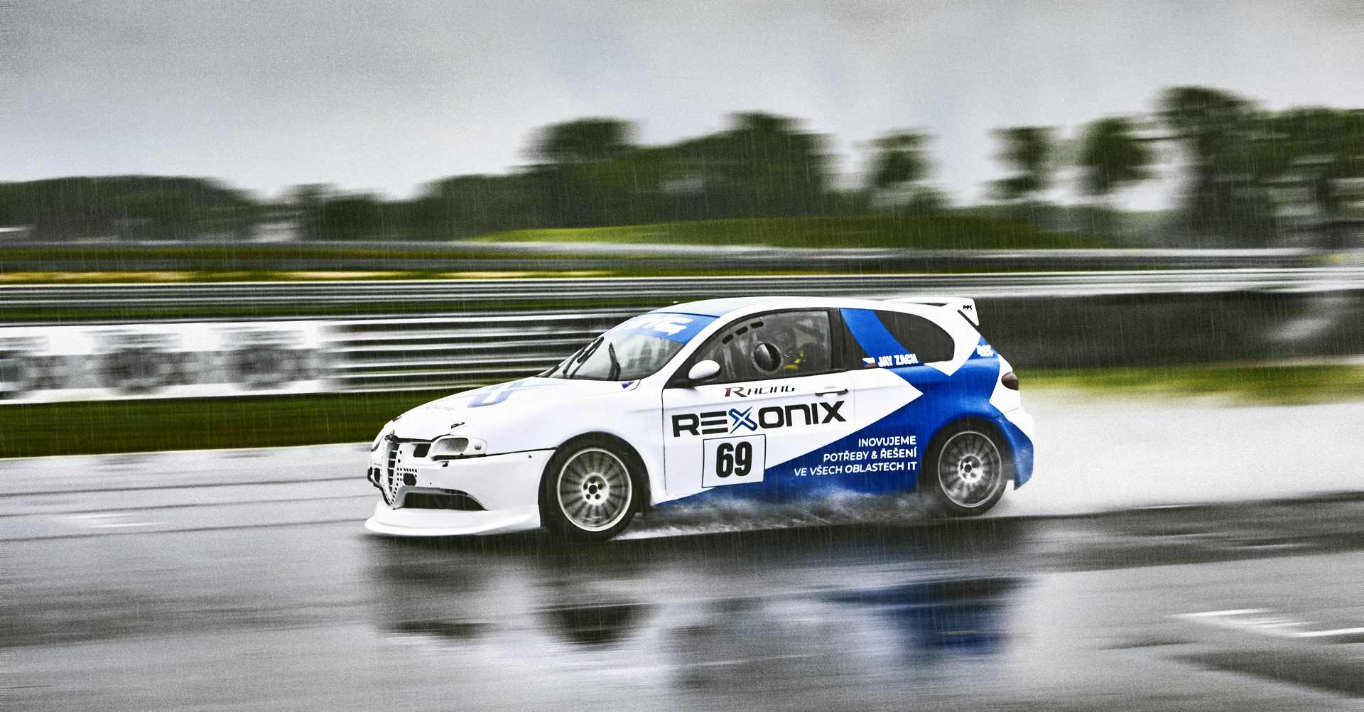 Rexonix Racing v plné rychlosti